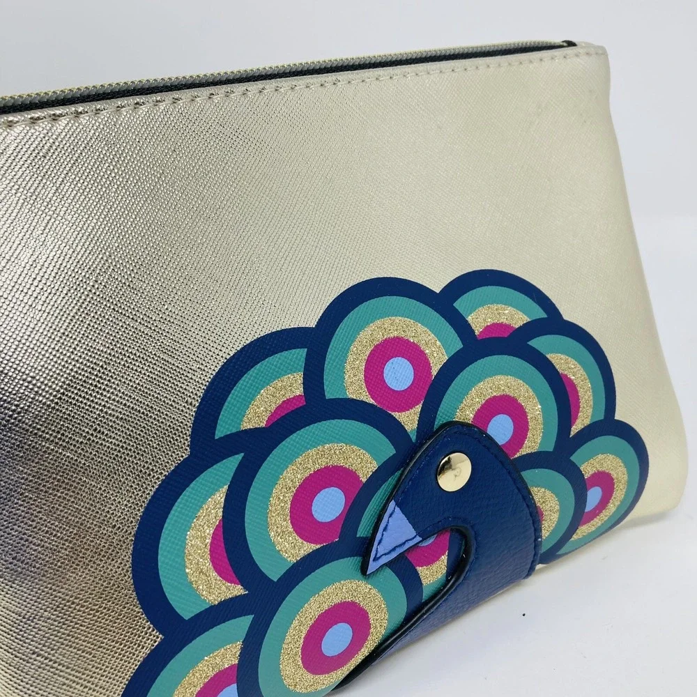 N/A peacock clutch